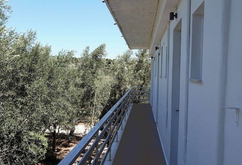 پانسیون Karavaki Apartments