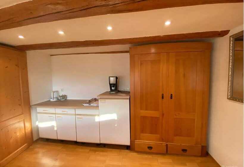 펜션 Room In Guest Room   Double Room Linden Blossom