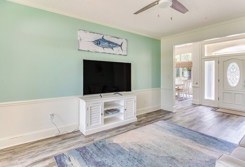 Walk To Marina: Pet Friendly Little River Home!