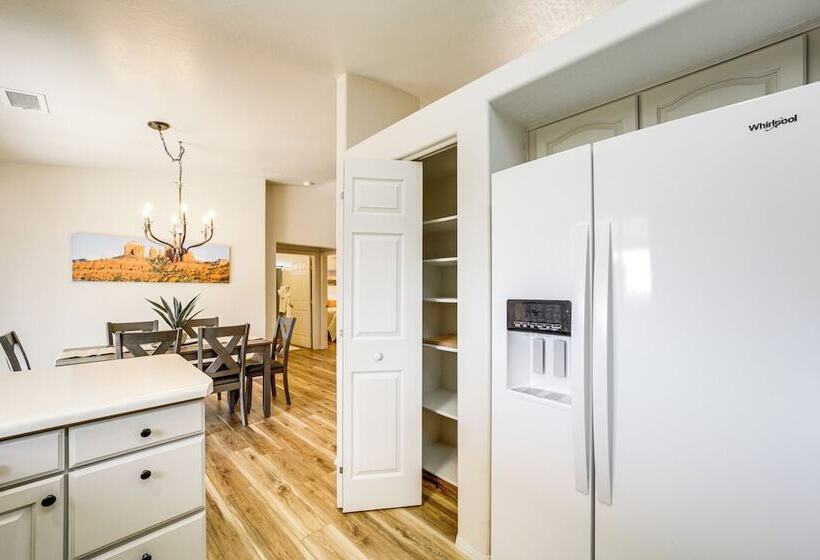 3 Mi To Old Town Cottonwood: Quiet Home W/ Patio