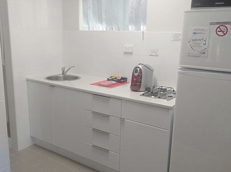 استراحتگاه Mandurah Caravan And Tourist Park