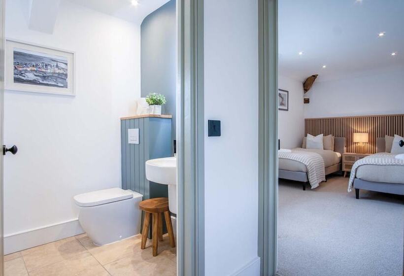 The Granary   3 Bed Barn Conversion   Llawhaden