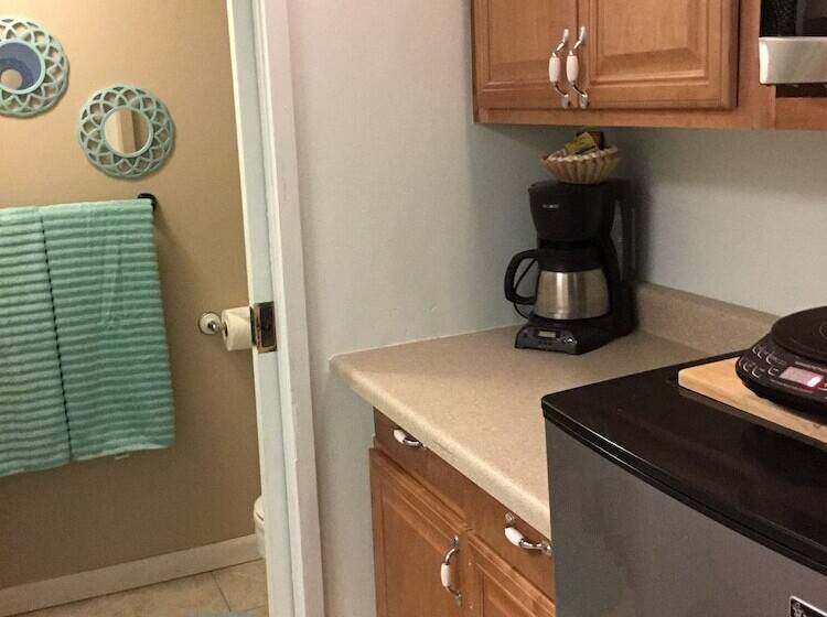 هتل Kona Islander Inn Condos