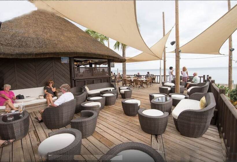 Waterfront Hotel Sunset Beach Apartment