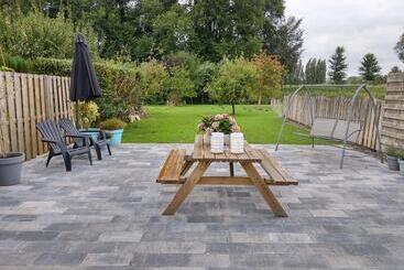 تختخواب و صبحانه Appartement Aan De Veste