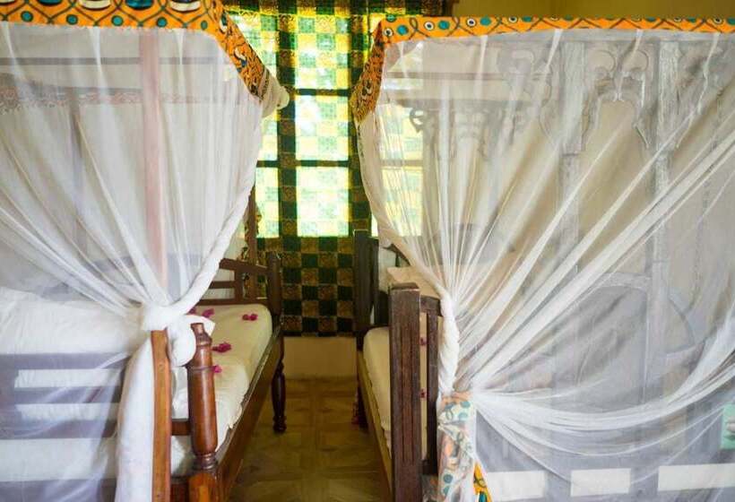 مبيت وإفطار Mpole Bungalows