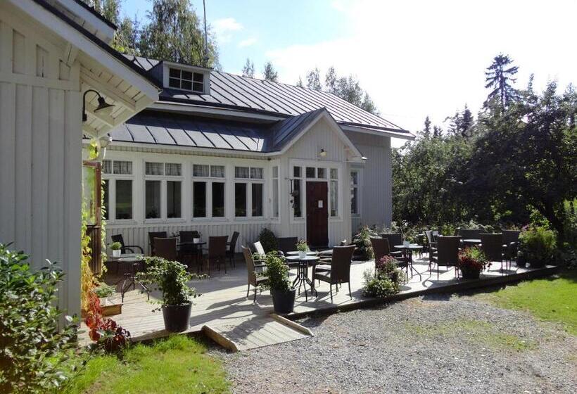 민박 Varjola Holiday Center