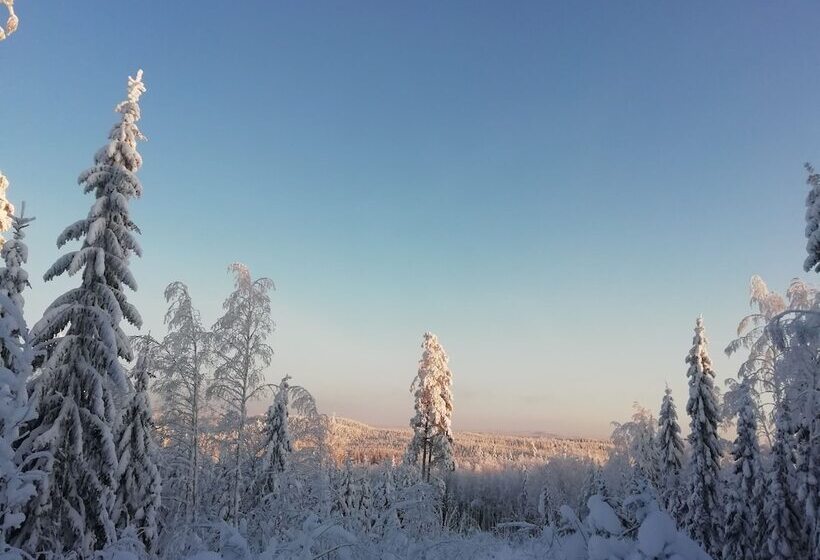 민박 Varjola Holiday Center