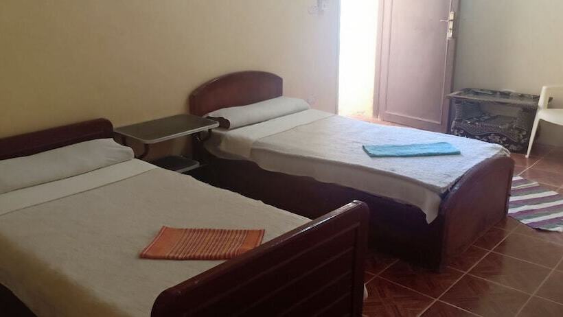 هتل Ahmed Safari Camp &