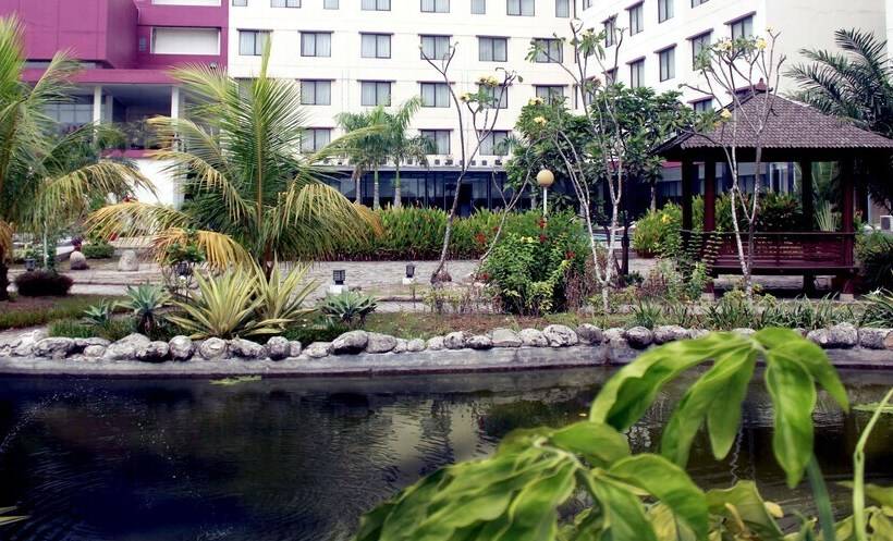 هتل Asialink Premier