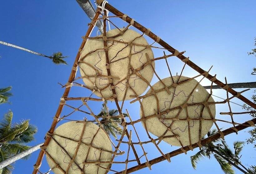 هتل Aya Beach Resort
