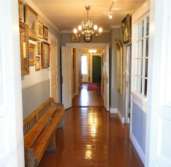 酒店 & Cafe Lanterna