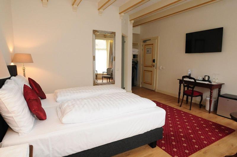 هتل De Gulden Waagen