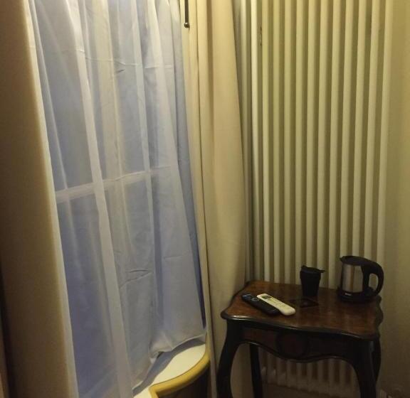 هتل De Gulden Waagen