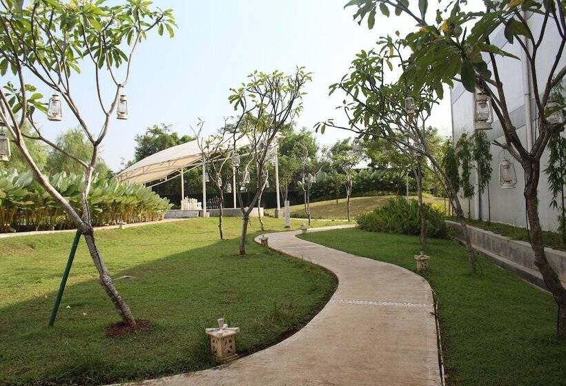 Akshaya Hotel Karawang