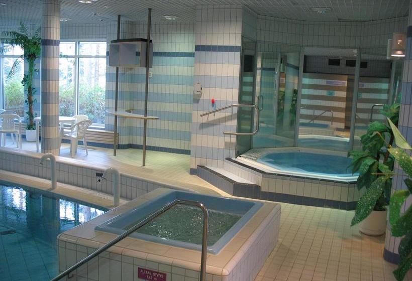 ホテル Kuortaneen Urheiluopisto