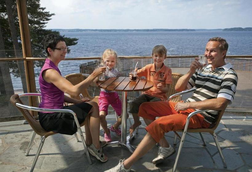 ホテル Kuortaneen Urheiluopisto