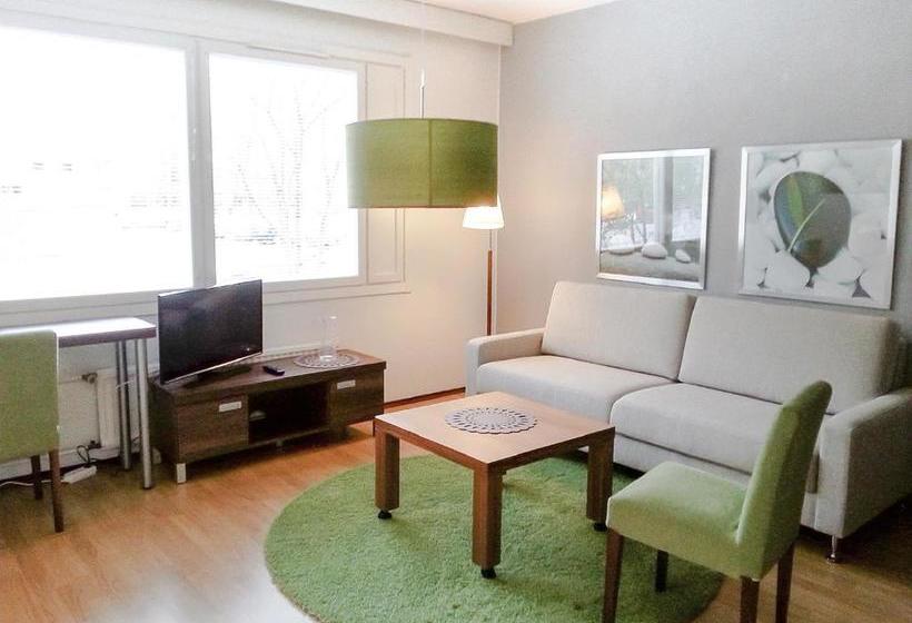 فندق Li Ravintola Mäntän Klubi