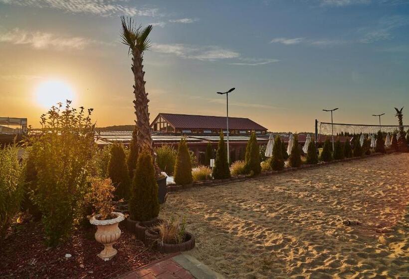 酒店 Miraj Resort