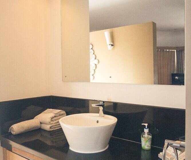 هتل Ocean View Residence