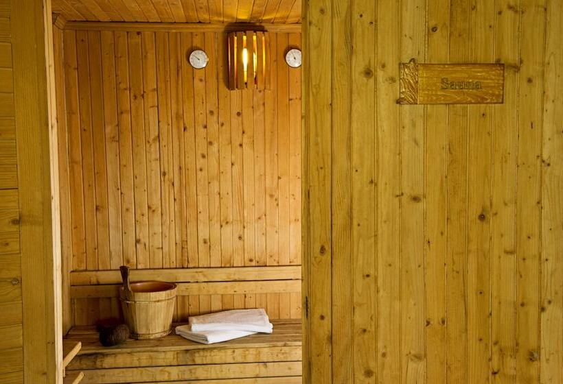 هتل Puri Kiic Golf View