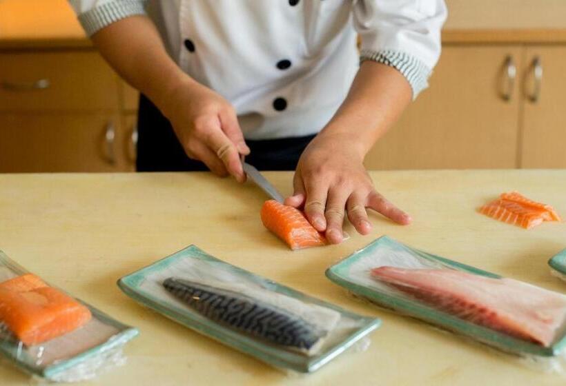 هتل Puri Kiic Golf View