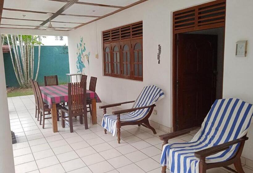 فندق White Bridge House & Resort