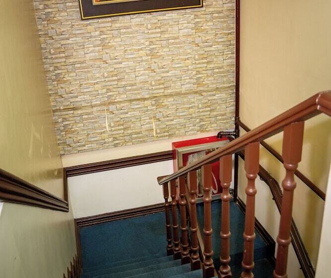 בית מלון כפרי Extension Grand Central