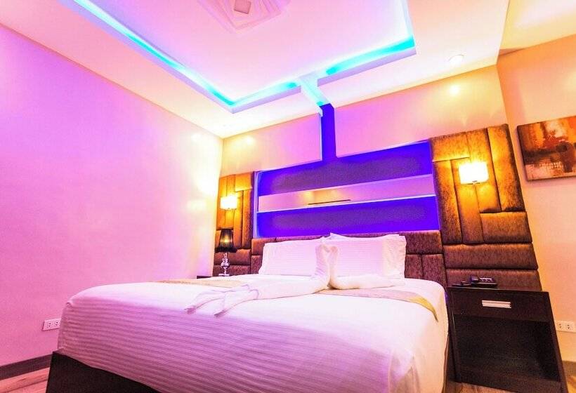 בית מלון כפרי Extension Grand Central