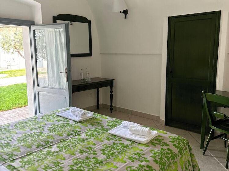 هتل Piccola Masseria L Ovile
