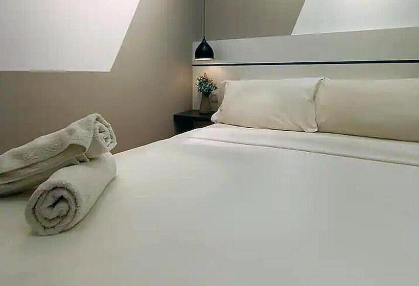 تختخواب و صبحانه Ast Boutique Suites