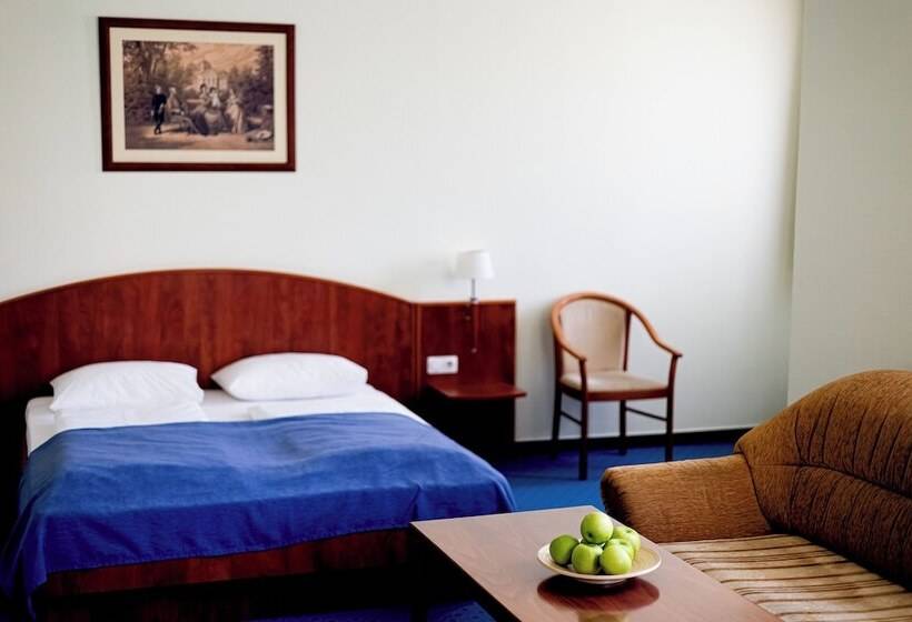 تختخواب و صبحانه Villa Oliver Gödöllő