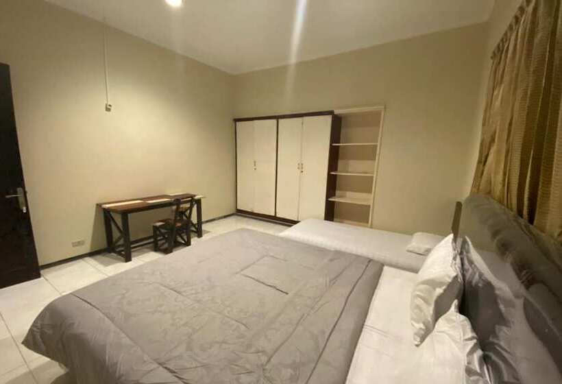 هتل Sweet Home Residence Simpang Lima
