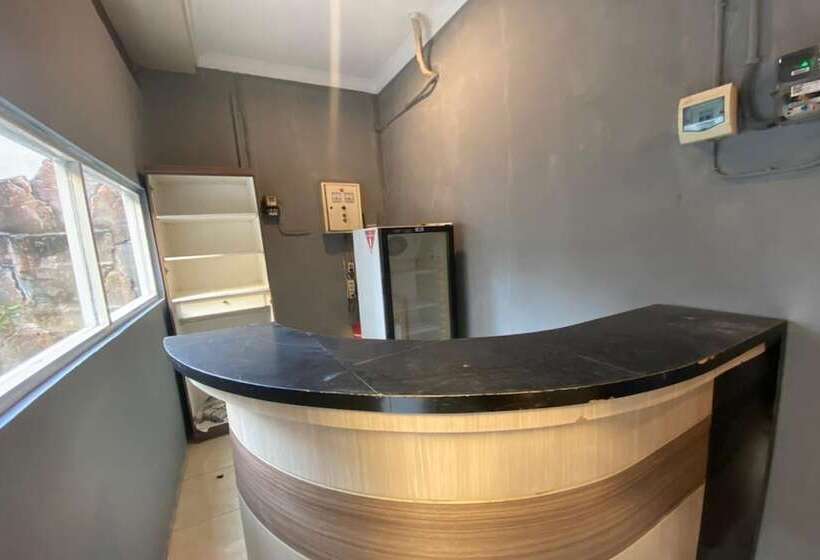 هتل Sweet Home Residence Simpang Lima