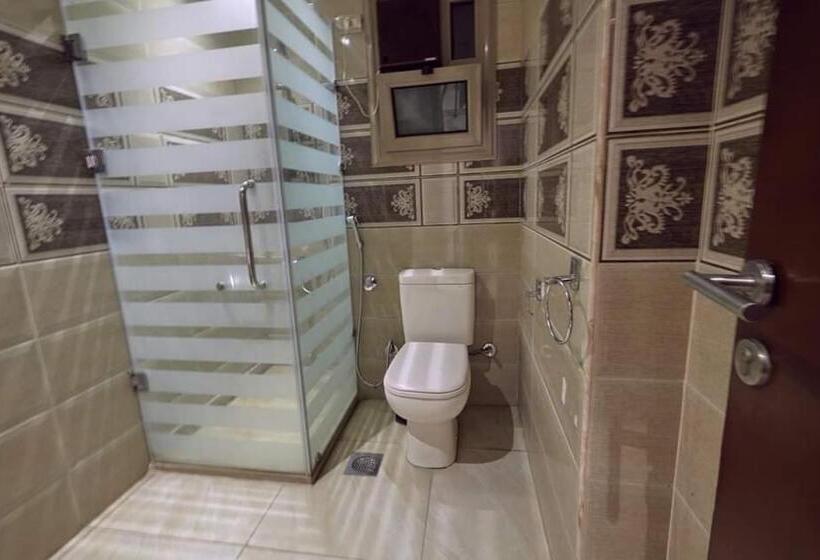 هاستل Free Inn