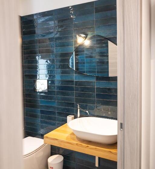 پانسیون Atena Room