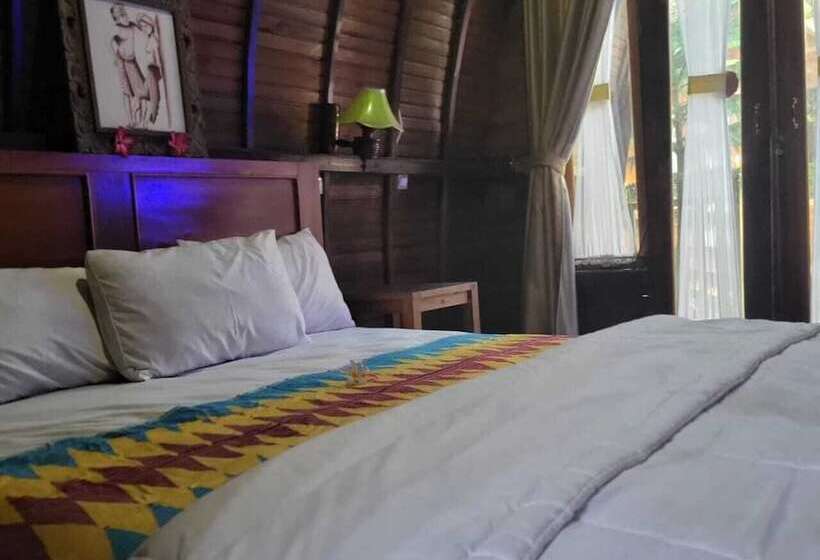 Пансион Jambu Guesthouse Nusa Penida