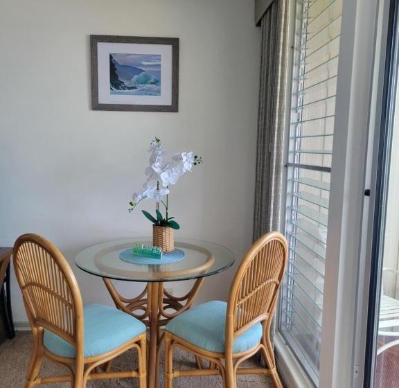 Stunning Oceanfront Condo   The Seashore Hideaway, Wailua Bay View, Unit 208, Kapaa