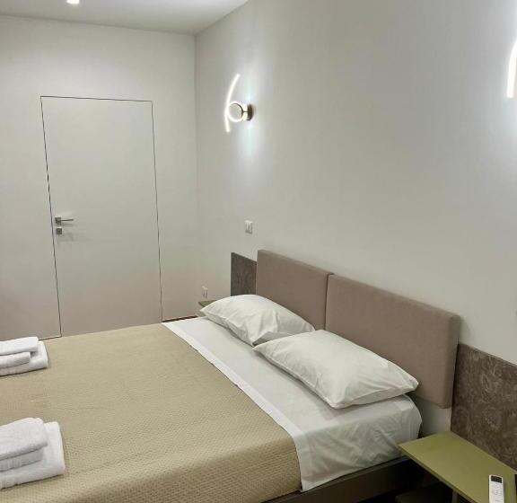 تختخواب و صبحانه Al Duomo Suites