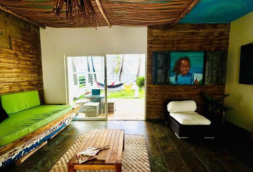 تختخواب و صبحانه Coco House By Be Happy