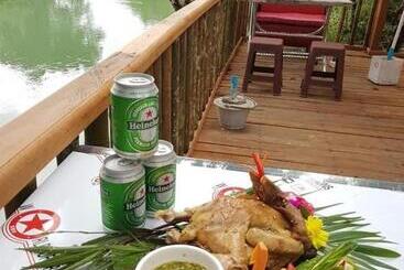 تختخواب و صبحانه Cool Pool Bungalow