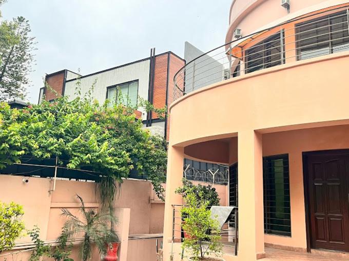 تختخواب و صبحانه Highland Guest House Best Chinese Guest House In Islamabad