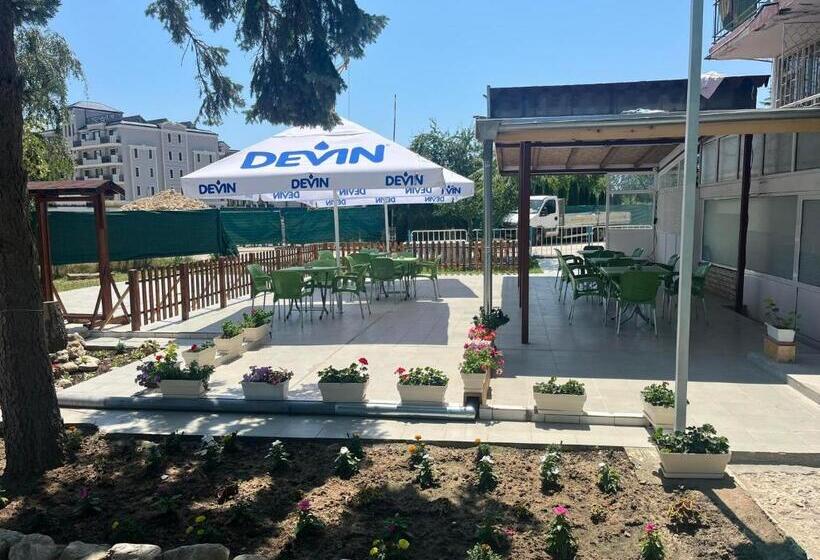 Hotel хотел зора