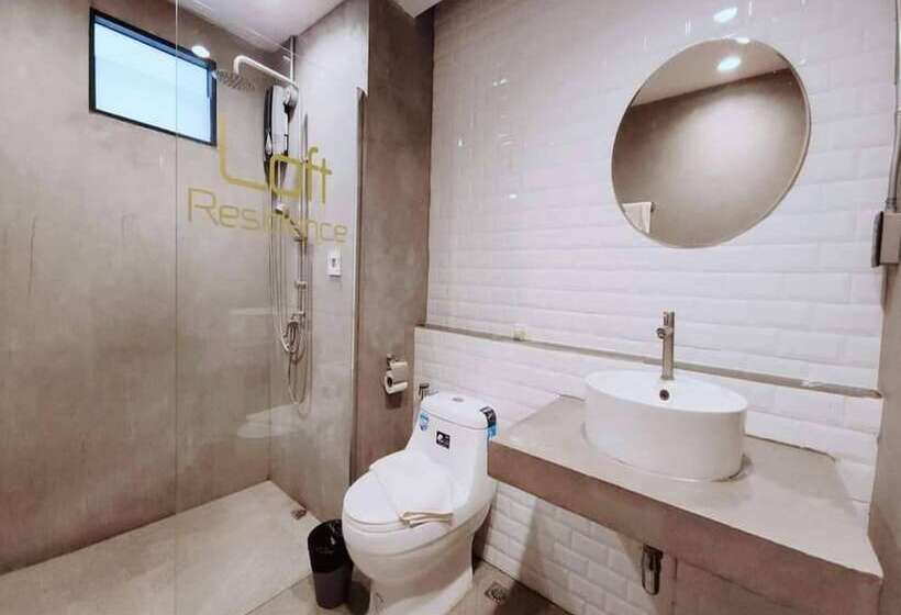هتل Capital O 75512 Loft Residence  Suphanburi