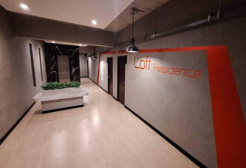 هتل Capital O 75512 Loft Residence  Suphanburi
