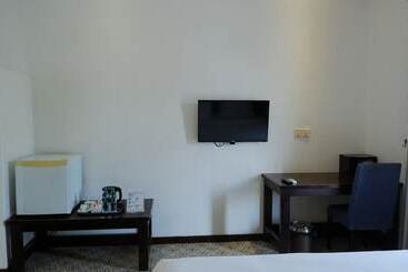 هتل H22 Inn