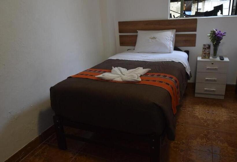 هتل Hostal Valle Dorado 103