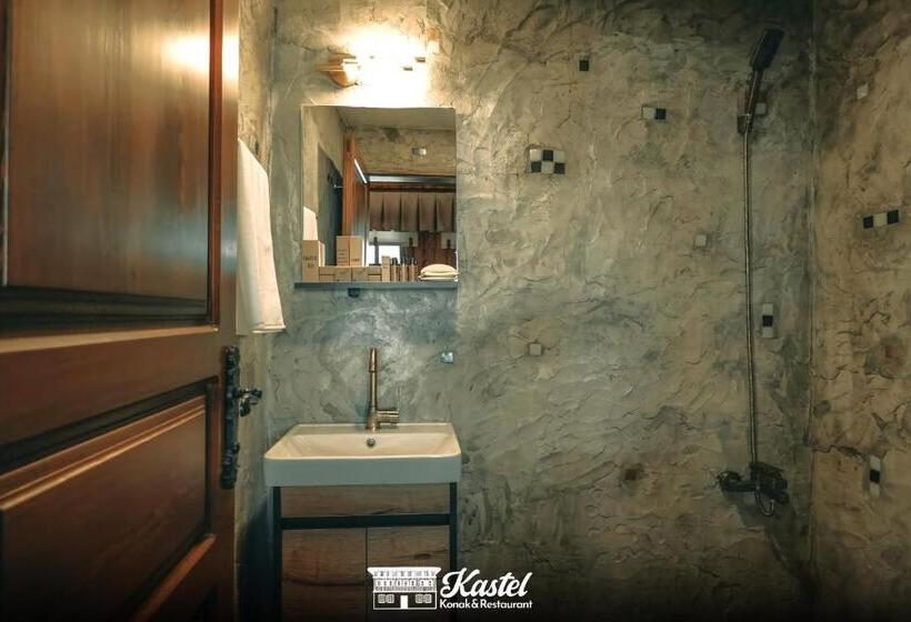 فندق Kastel Konak