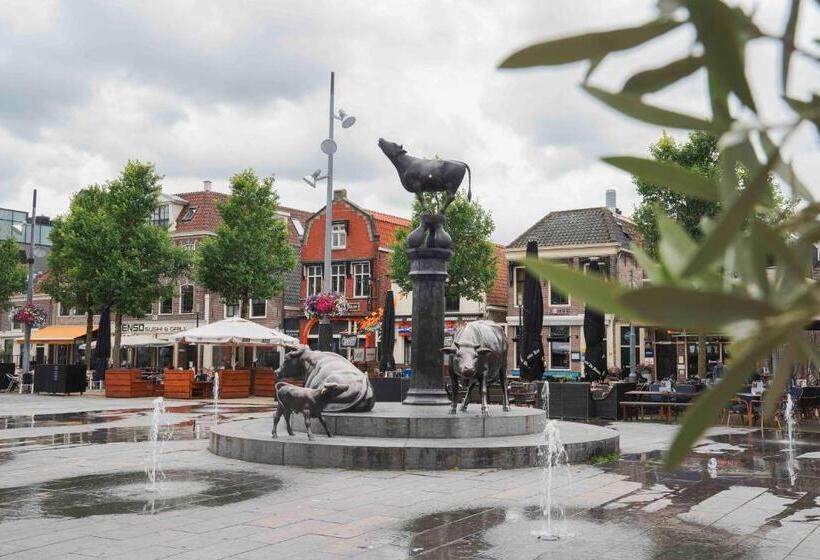 هتل Koemarkt