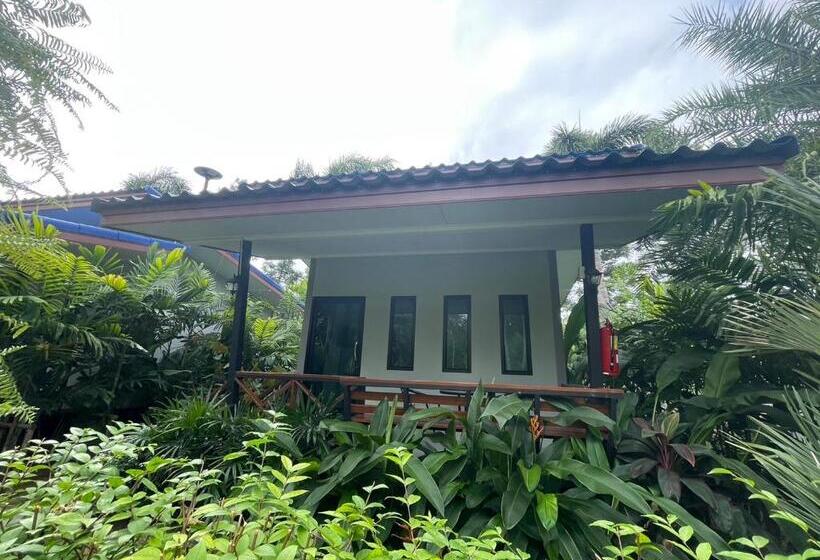 فندق Bannrai Tayai Cafe And Resort